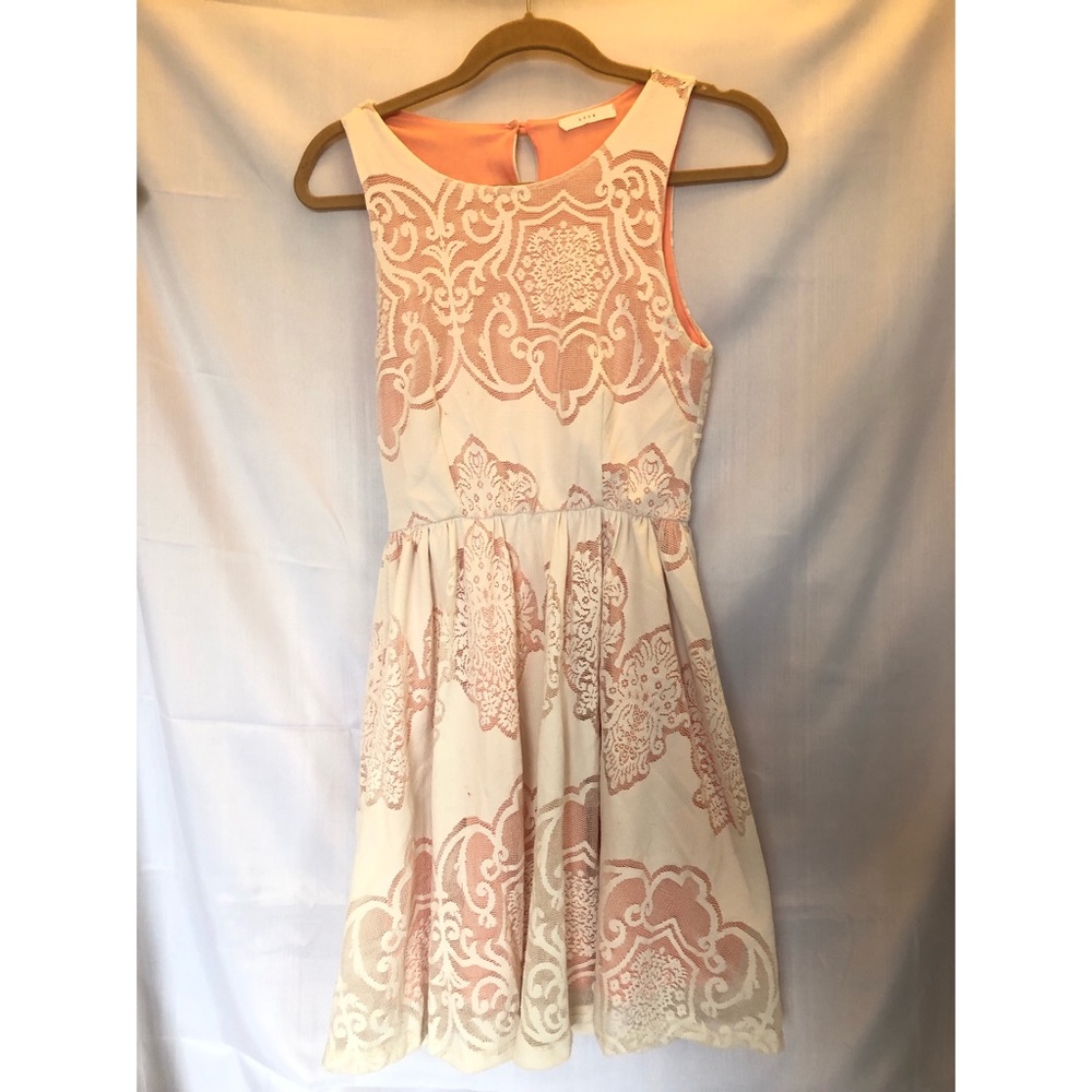 Lace dress